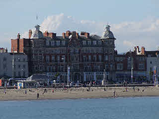 Weymouth beach picture looking towards the Royal hotel. One of the most dominating of the Weymouth beach hotels on Weymouth seafront. 