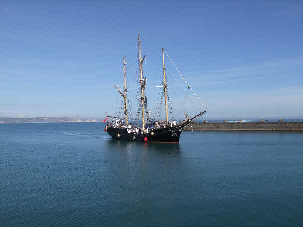 A picture of Weymouth Harbour Tall Ship 2